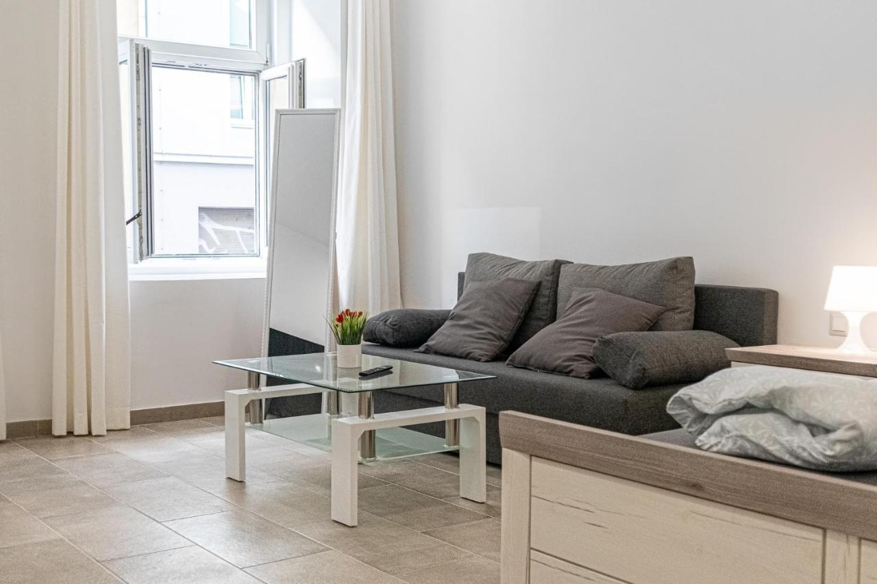 9 Min From City Center - Beautiful Studio Near U1 Reumannplatz Wien Eksteriør bilde