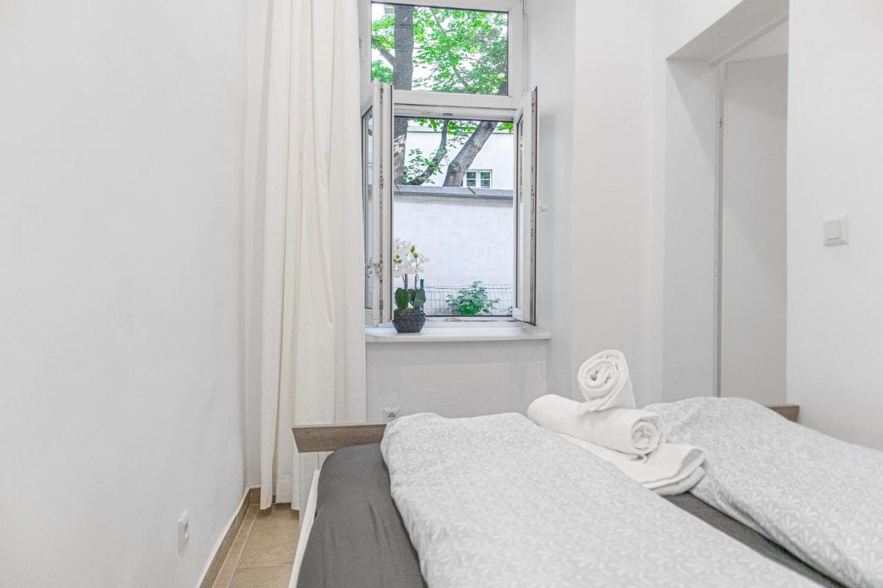9 Min From City Center - Beautiful Studio Near U1 Reumannplatz Wien Eksteriør bilde