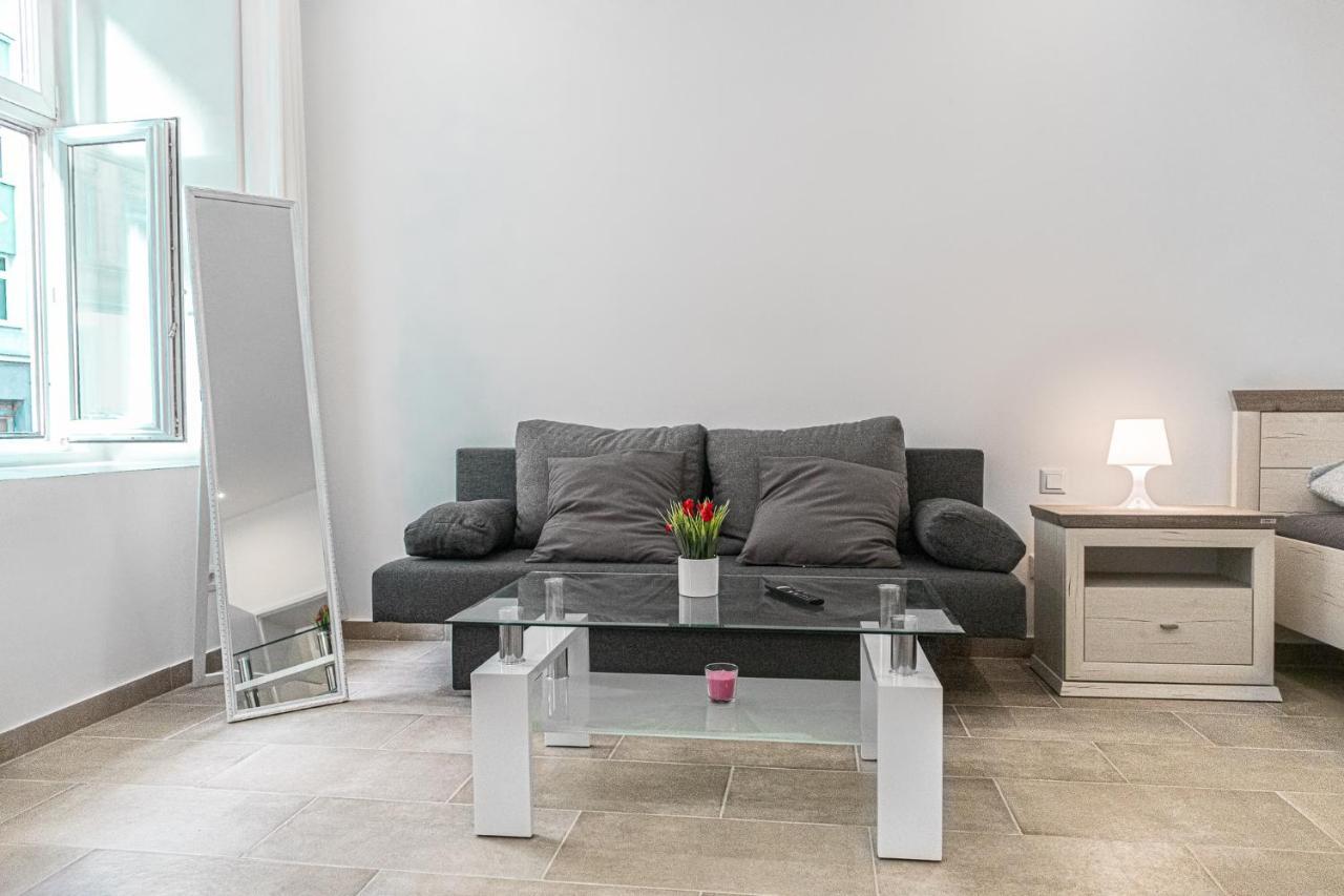 9 Min From City Center - Beautiful Studio Near U1 Reumannplatz Wien Eksteriør bilde